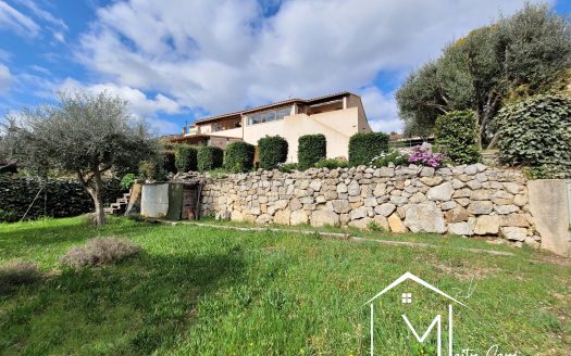 Trans en Provence – Belle villa mitoyenne – T3 – Véranda et jardin aménagé
